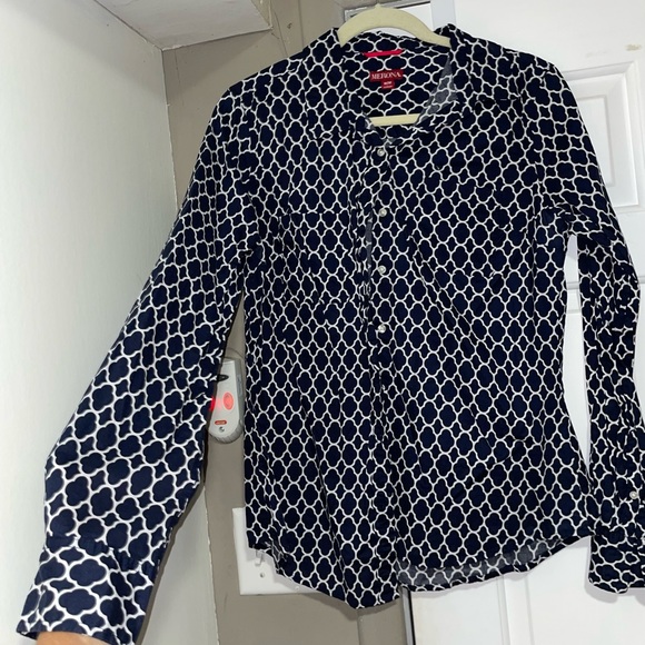 Merona Tops - Medium Button Down. MUST BE BUNDLED